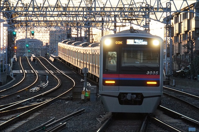 京成 夕暮れに染まる 師走の日暮れ5