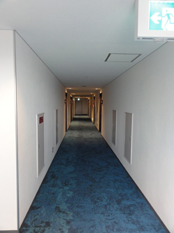 高知ホテル廊下
