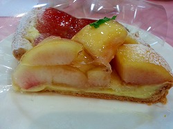 フルーツケーキファクトリー