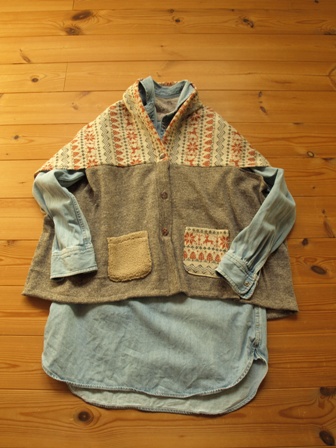 poncho-beage.jpg