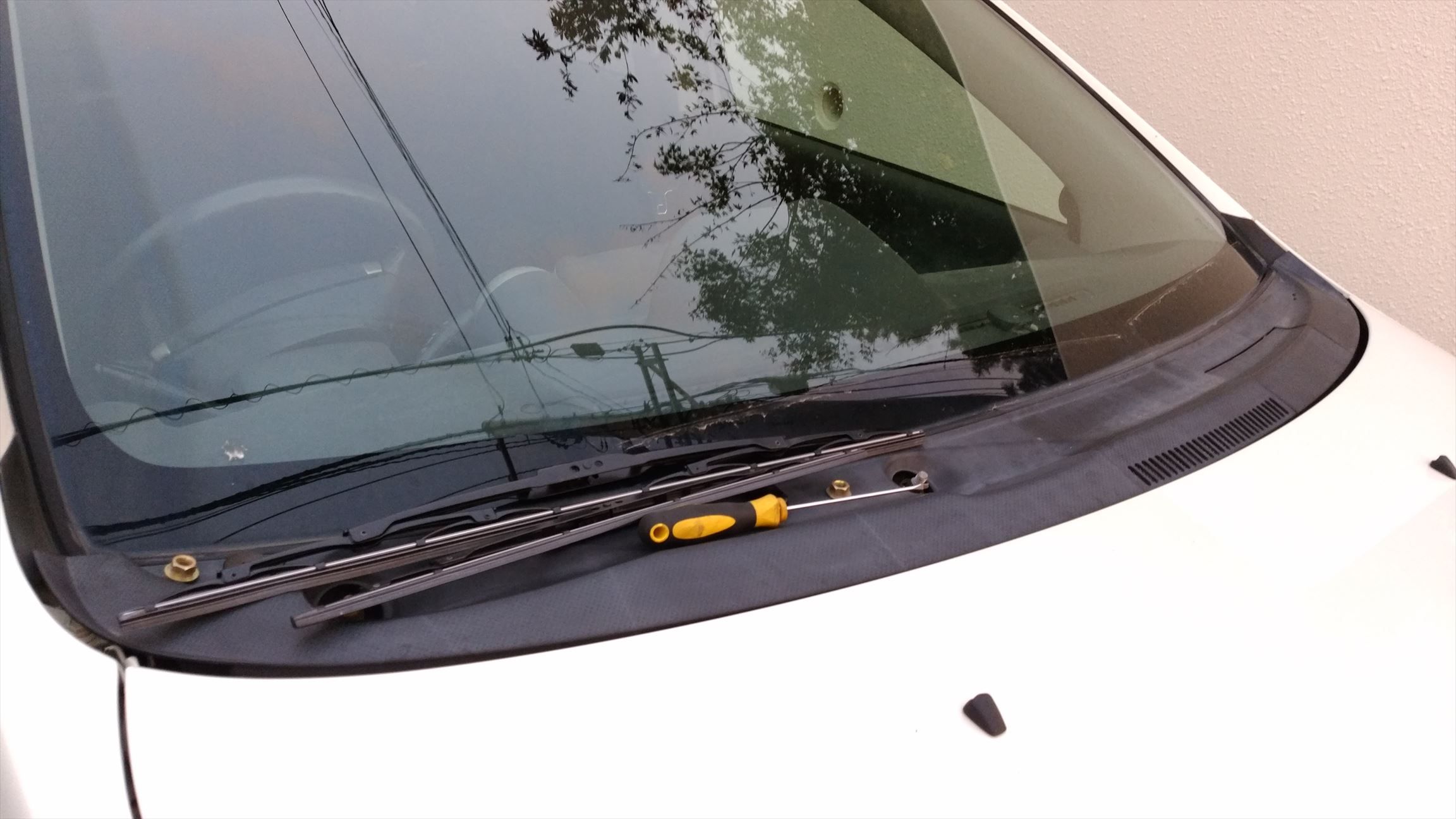ワイパーアームの色褪せ Ist 昼間のパパ 楽天ブログ