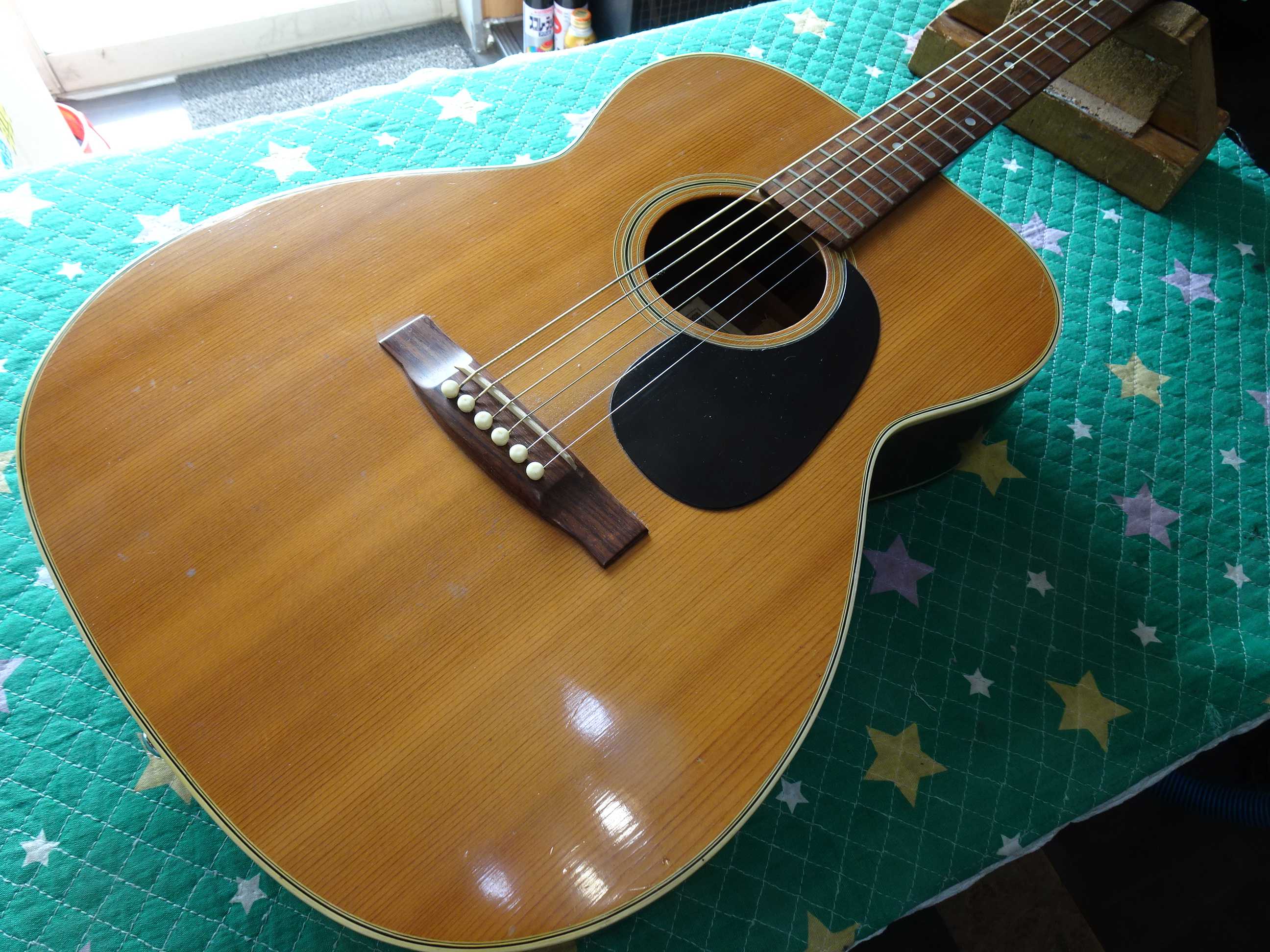 安い高品質モーリス F - 15 アコースティック ギター 1975 年 製 D\'Addario ダダリオ EJ - 11 新品 弦 付属 made in JAPAN ビンテージ モーリス