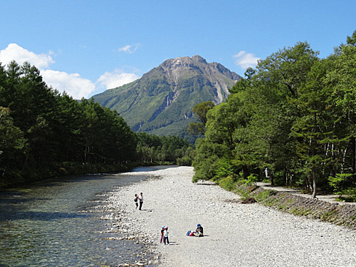 083-001.JPG