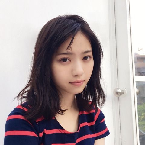 西野七瀬　坂道シリーズ オフショット写真 3枚セット 西野七瀬 坂道シリーズ オフショット写真 3枚セット アイドル