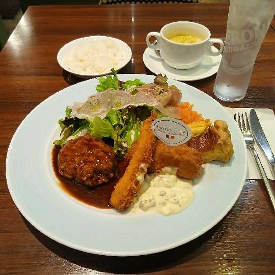 お子様ランチ