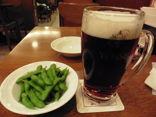 生ビールと枝豆.jpg