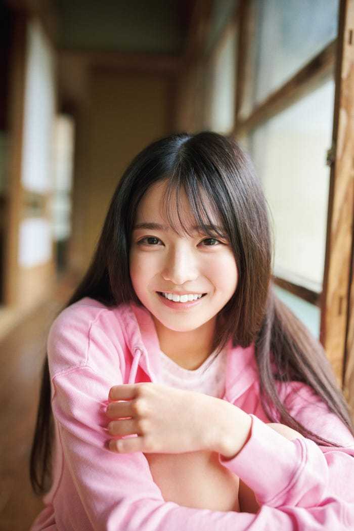 瀬戸口心月 13周年記念 生写真 ノーマル3種 座り 画像・写真 | 乃木坂46瀬戸口心月、鹿児島県出身19歳新メンバー