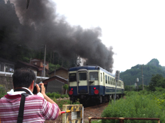 ばんえつ物語津川発車5.jpg