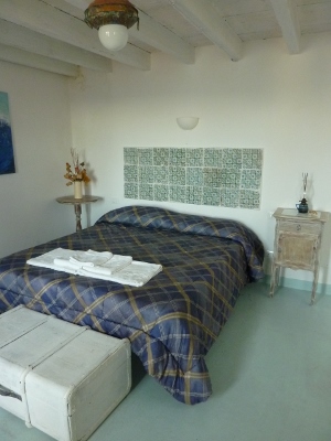 189 (300x400).jpg