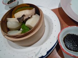温野菜にノリの佃煮味のタレが意外に合う
