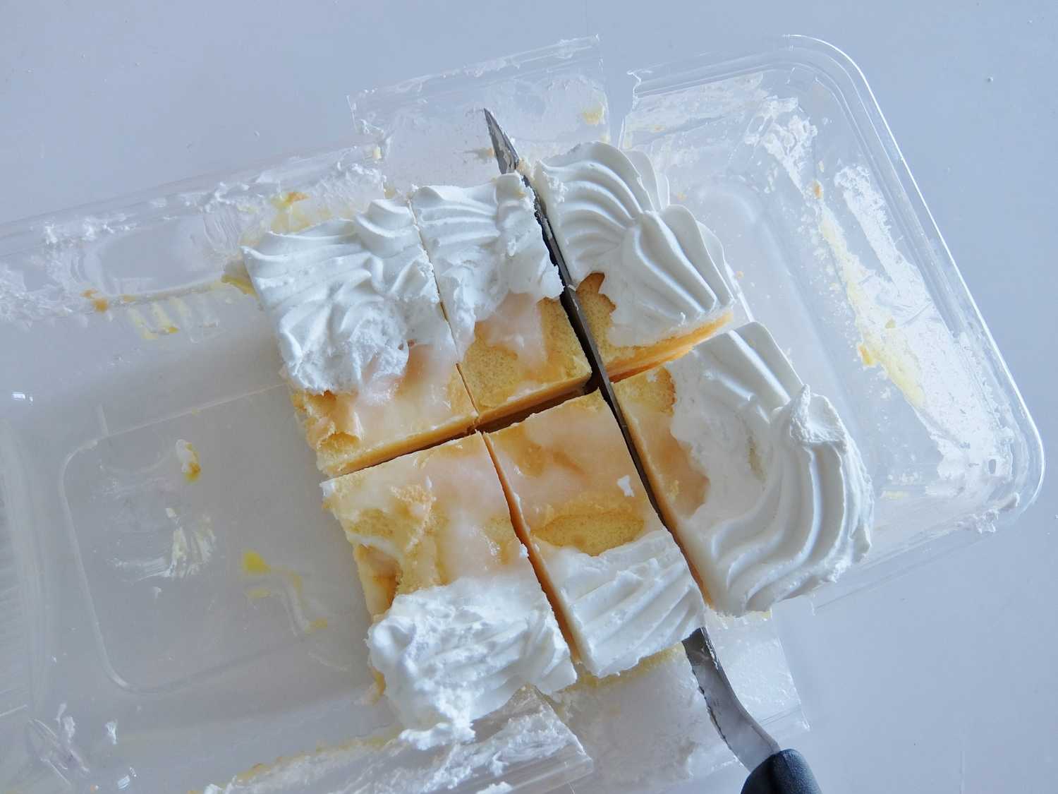 コストコ ブログ 洋ナシ スコップケーキ 円 期間限定 味 冷凍