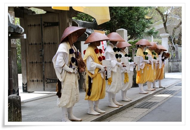 吉野山-19 山伏 16.4.12