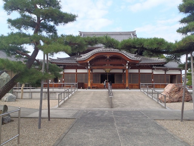 本堂