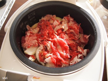 炊飯器　肉じゃが　おいしい　できる　便利　時短　忙しい　おすすめ