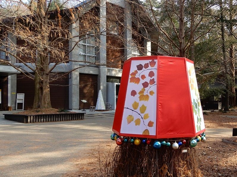 展示館前広場2