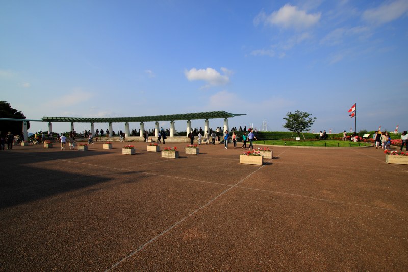 中華街・港が見える丘公園_08展望台.jpg