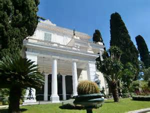 コルフ玄関遠目