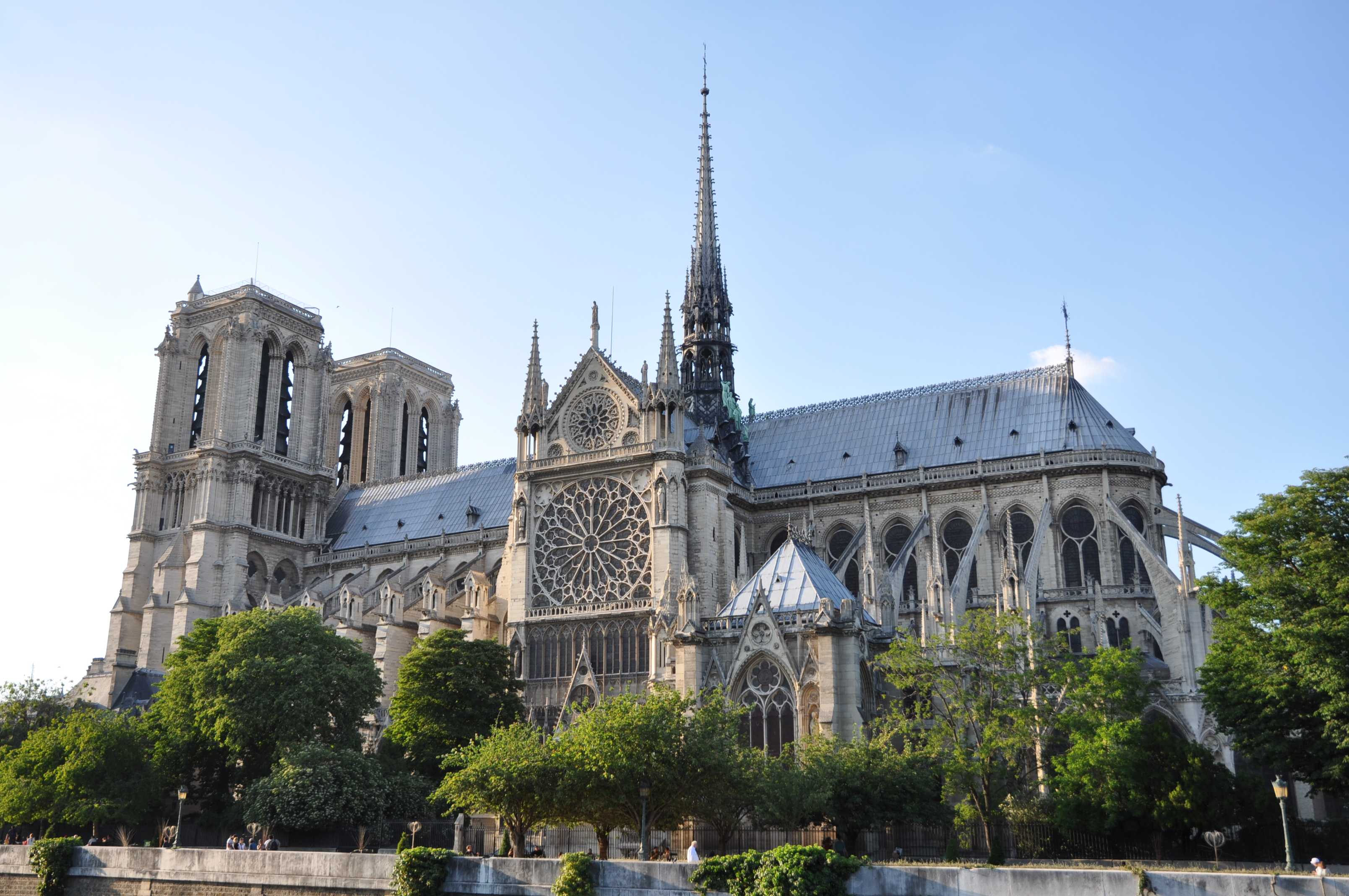 思わず唸る世界の建築 （8．ノートルダム大聖堂 パリ・フランス） | 多岐さんのブログ - 楽天ブログ