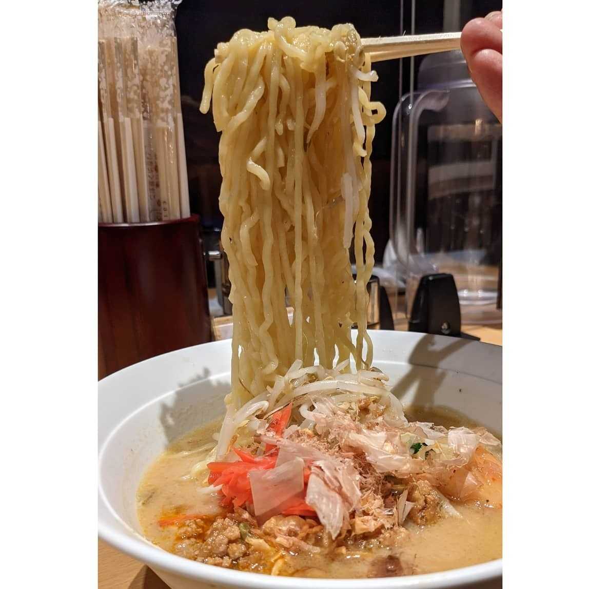 マルニ 味噌 ラーメン