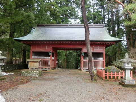 山形県鶴岡市羽黒町の出羽三山神社 ３ １５ 出羽三山神社の随神門 どこへ行こうかmyブログ 楽天ブログ