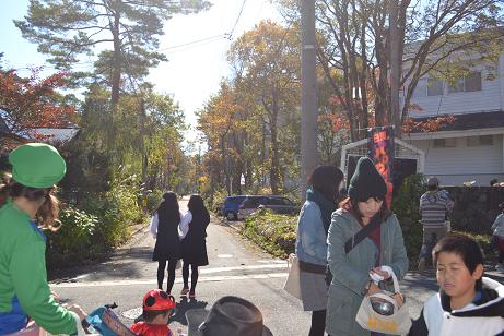 女子学生.jpg
