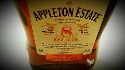 アプルトン・エステート8年～Appleton Estate 8 Year Old Reserve