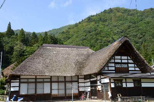 前沢の曲屋
