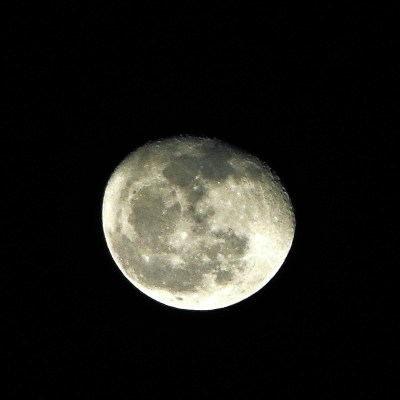 十八夜の月