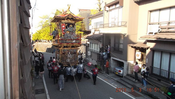 曳山祭り