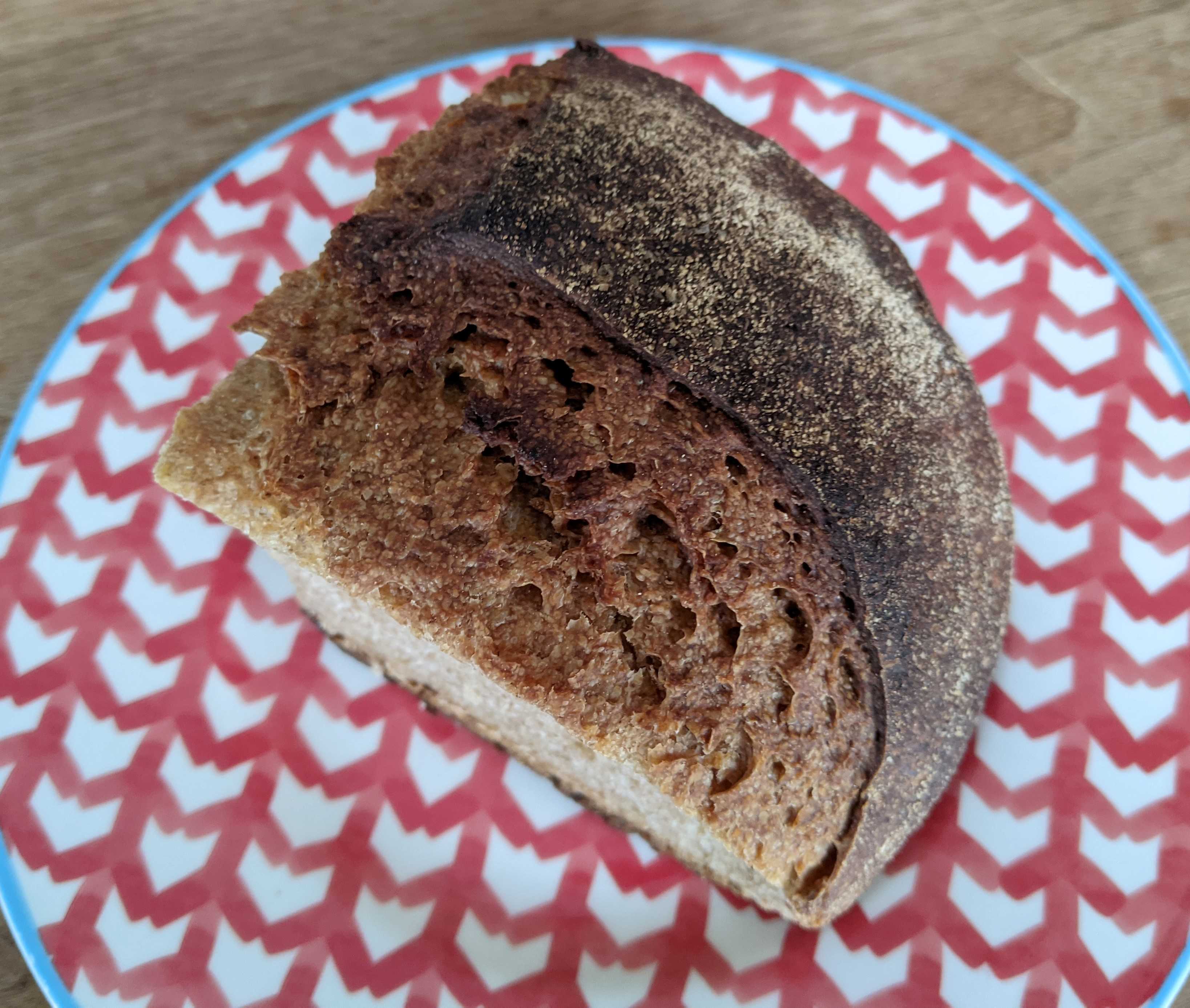 パン屋塩見の通パン カンパーニュ