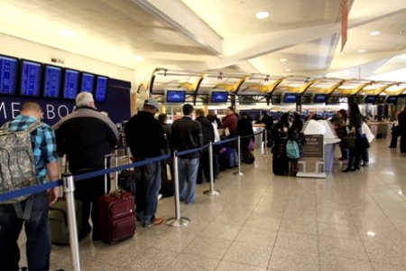 航空業界に増える別料金制  02.jpg