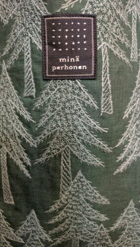 ミナペルホネン land theater ランドシアター エッグバッグ 森 木 刺繍 
