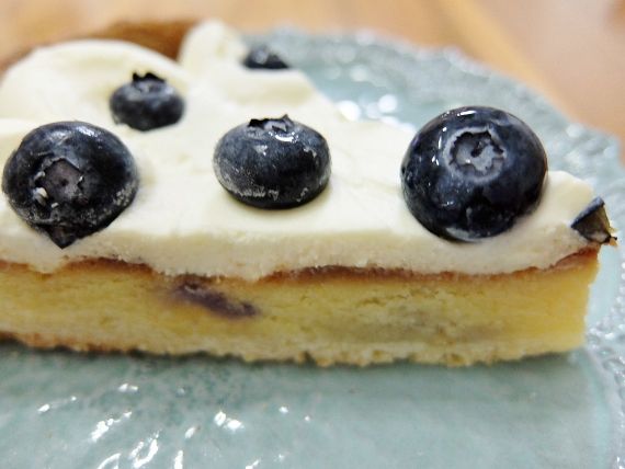 チーズクリームでブルーベリータルト cheese cream blueberry tart