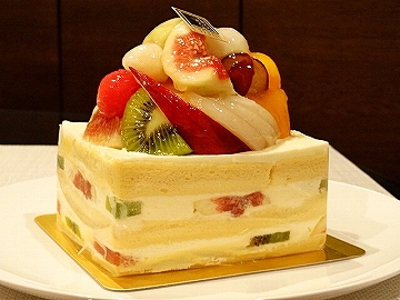 くだものこのみ　ハナフル　季節のショートケーキ