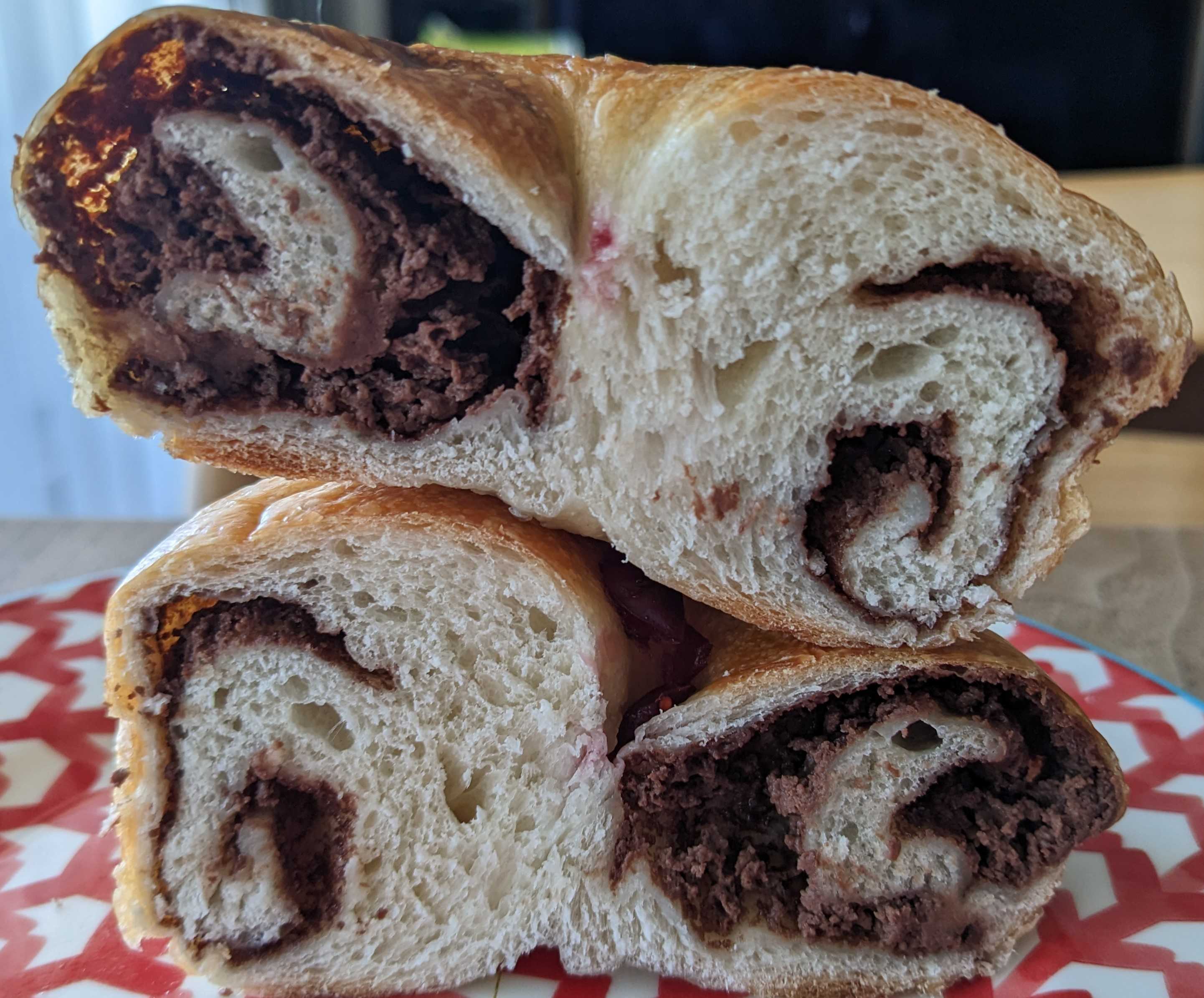 ベーグルリコカフェのショコラクリームチーズ＋クランベリーベーグル