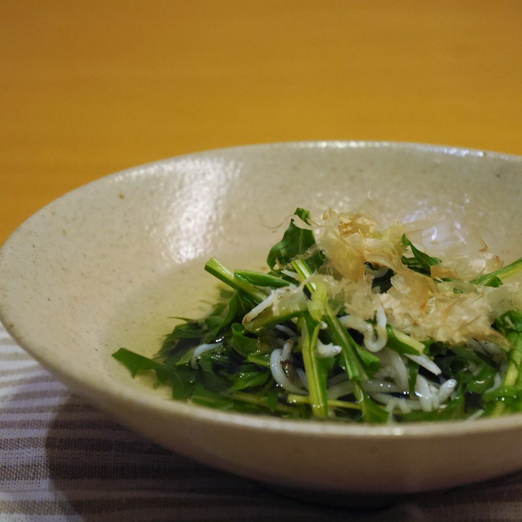 水菜としらすの白だしさっと煮_横から