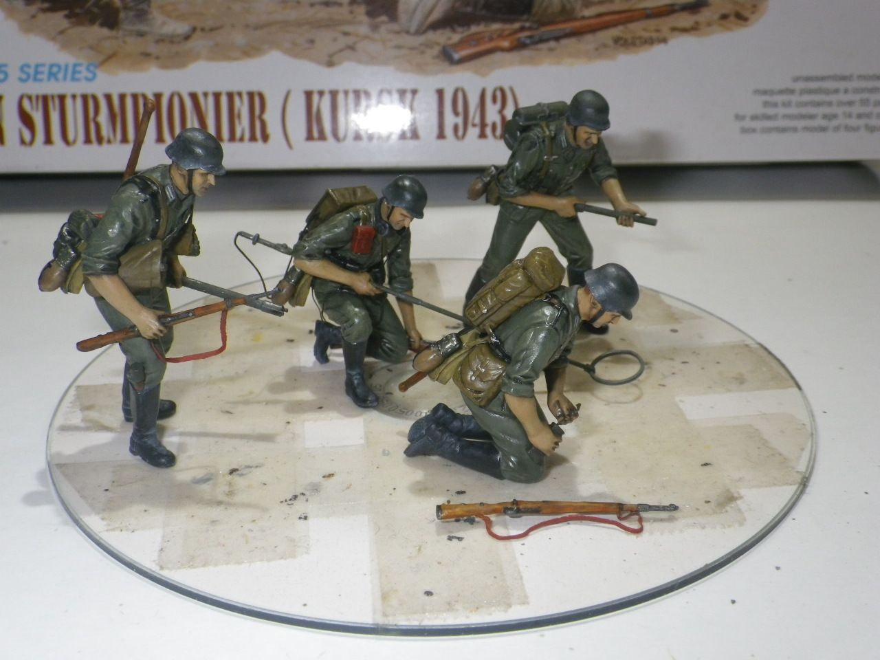 ドイツ軍フィギュアです！身長は、32センチです！とてもリアルです！ 1/35 WW.II ドイツ軍 砲兵 4体セット – SOOTANG HOBBY
