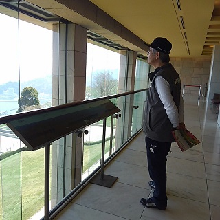 ながめるオット