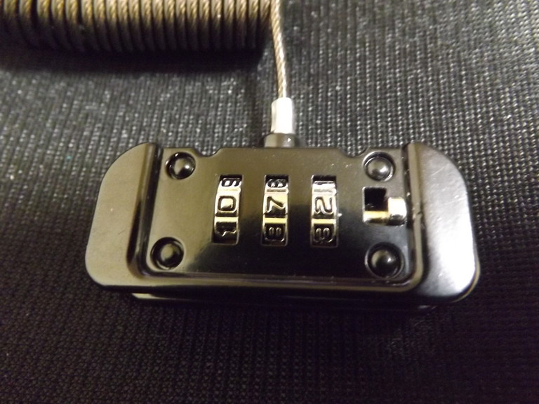 iPhone盗難防止用 LOCKケース11