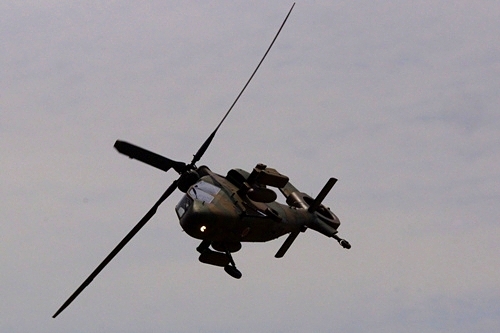 自衛隊　ヘリコプター