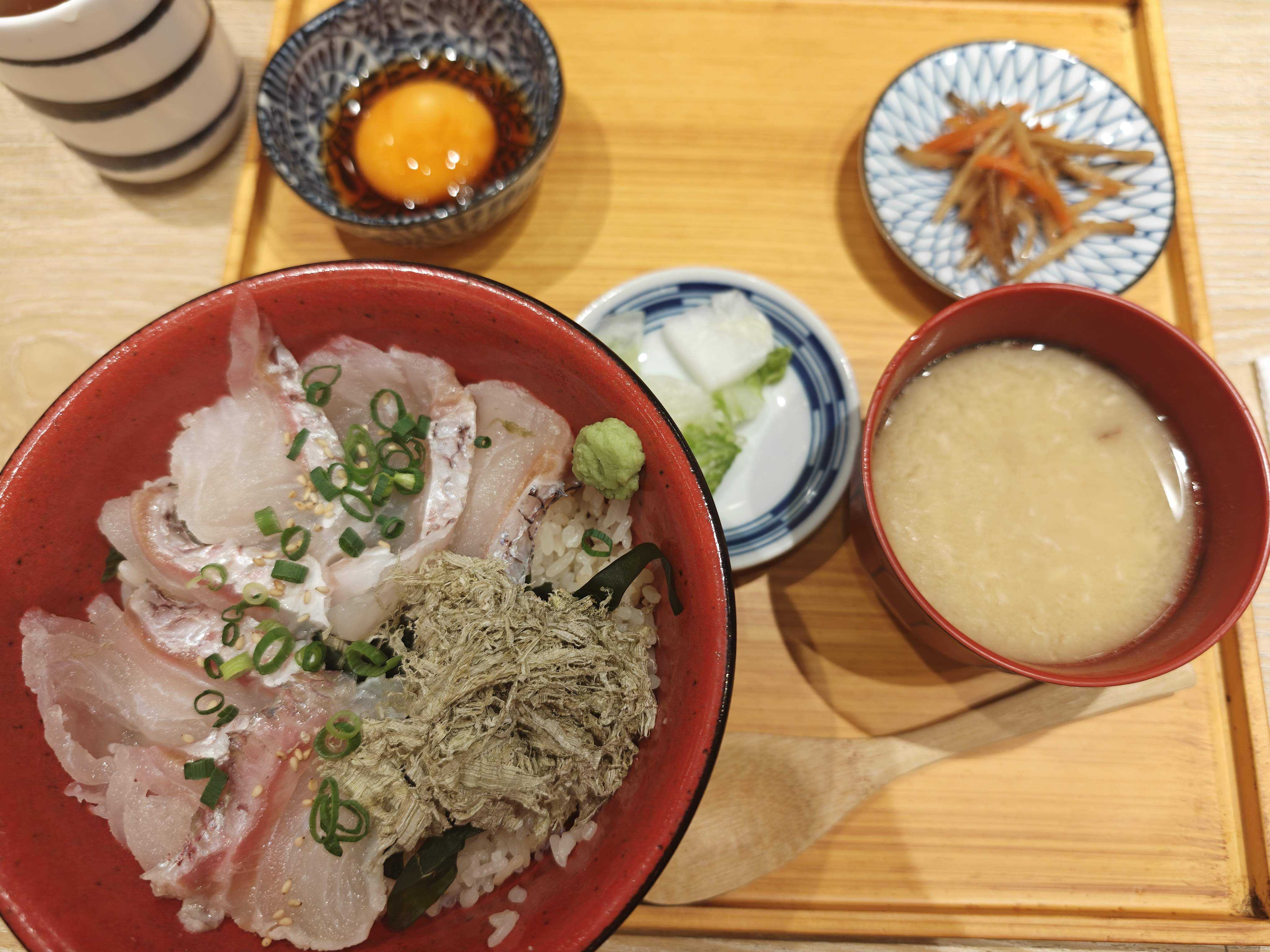 東京コトブキ 虎ノ門店　真鯛の宇和島丼
