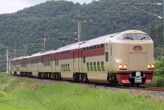 サンライズ出雲、瀬戸の車両.jpg