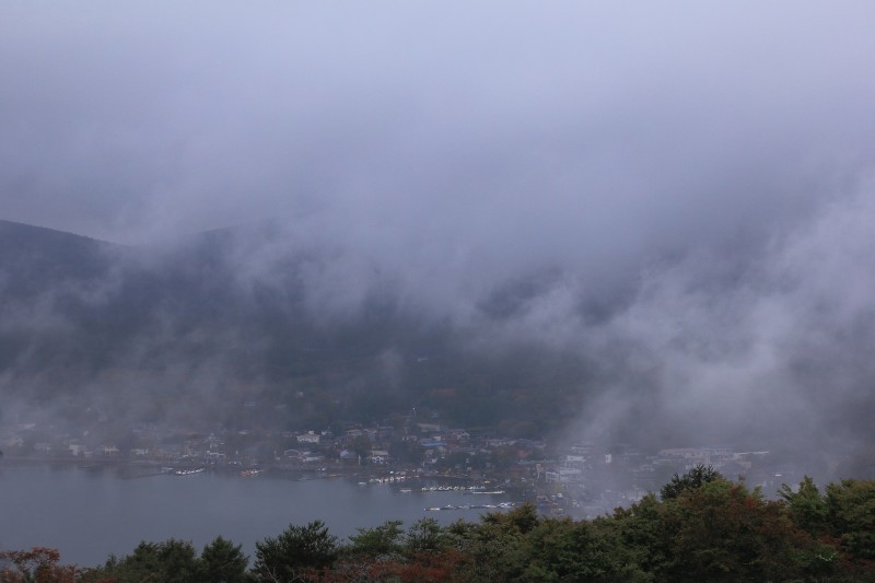 山中湖_003朝霧の山中湖.jpg