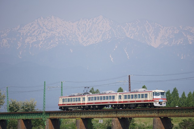 富山地鉄 特急車両 バラエテイ－6