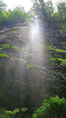 s-20140619大東岳雨滝.jpg