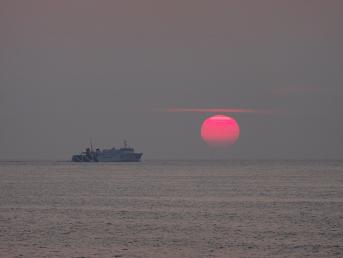 夕日
