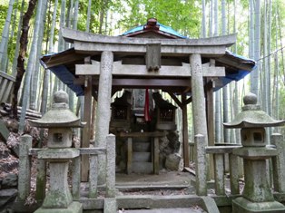 P1040453（鳴滝社）.jpg