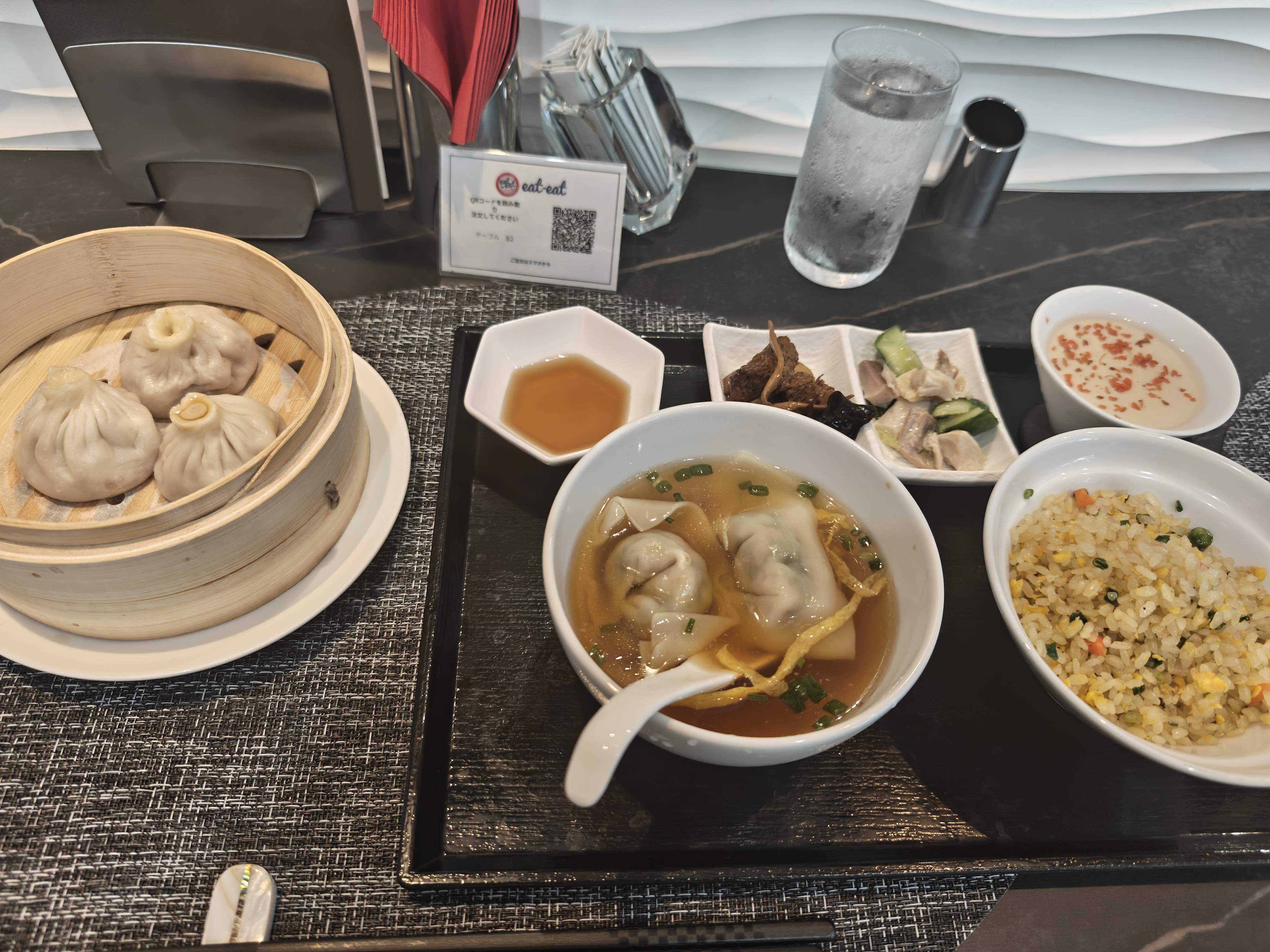 虎ノ門ヒルズ近く　上海料理　蘭心　ランチ　小籠包定食