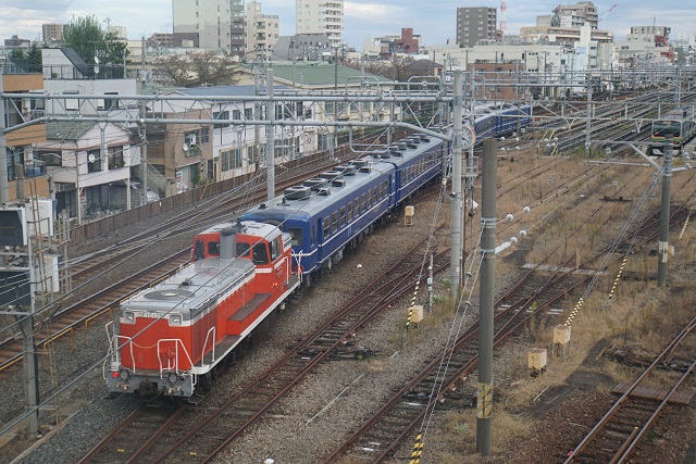 2017「ふれあい鉄道フェスティバル」尾久展示車両 入れ換え大行進3