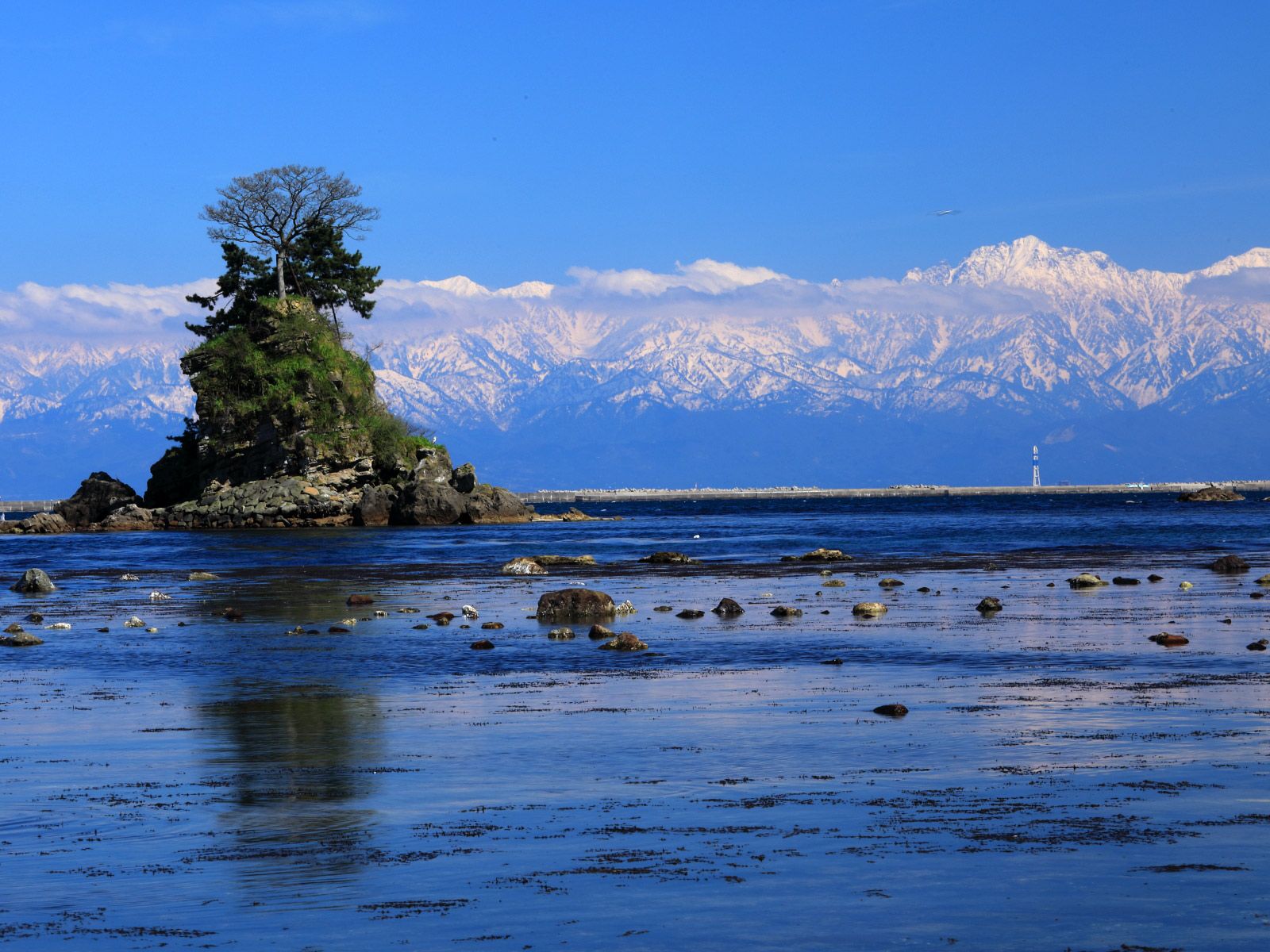 雨晴海岸から日本海と北アルプス 壁紙自然派 楽天ブログ